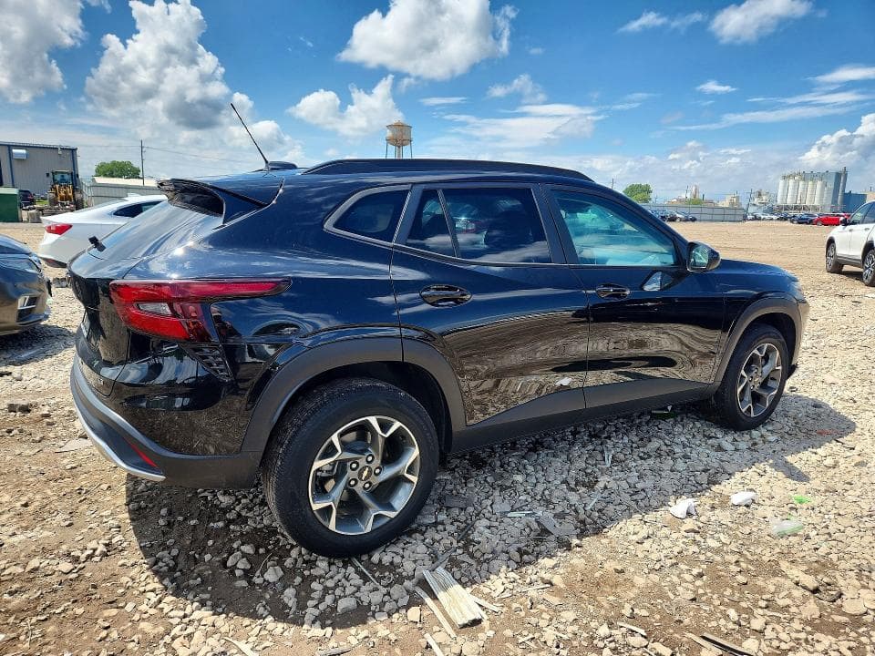2024 CHEVROLET TRAX 1LT 3
