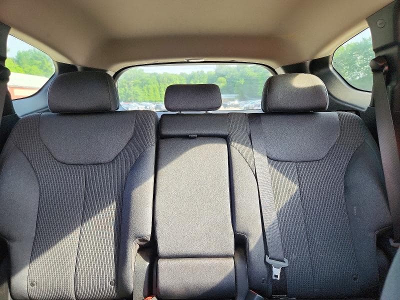 2020 HYUNDAI SANTA FE SE 10