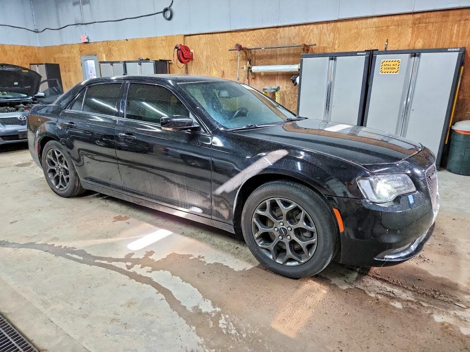 2017 CHRYSLER 300 S 4