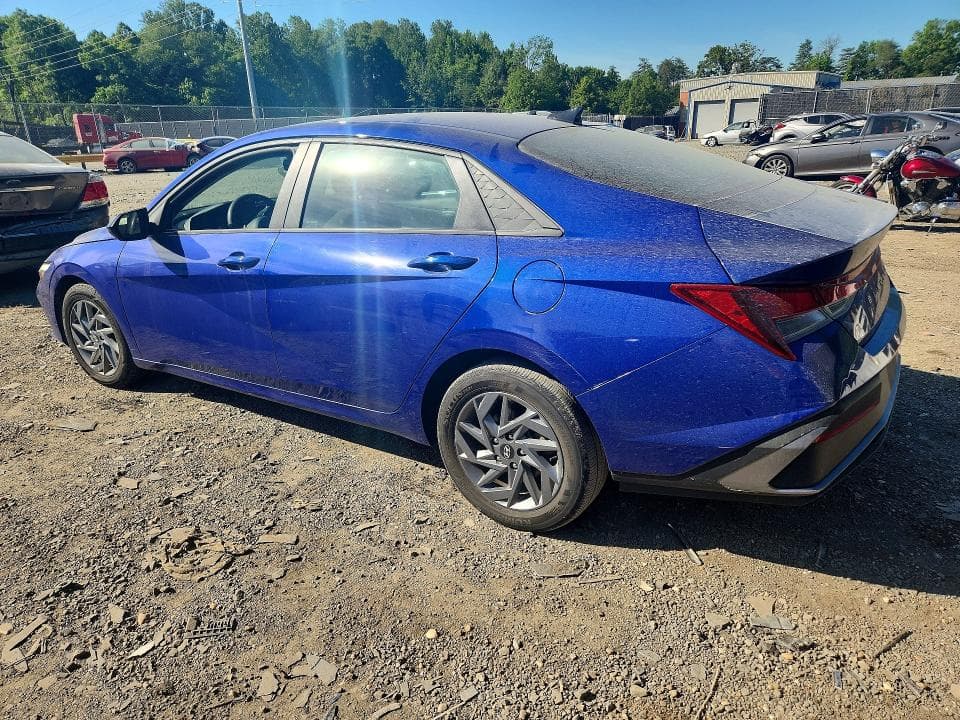 2024 HYUNDAI ELANTRA SEL 2