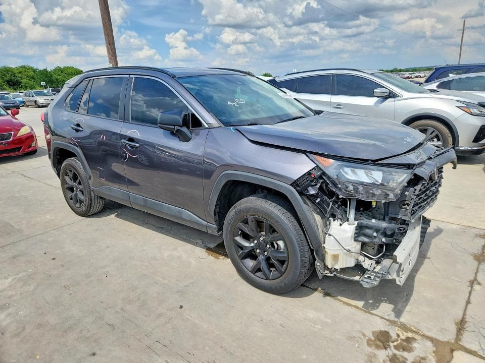 2021 TOYOTA RAV4 LE 4