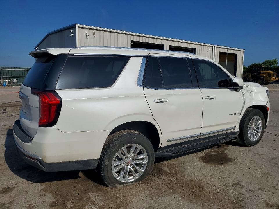 2023 GMC YUKON SLT 3