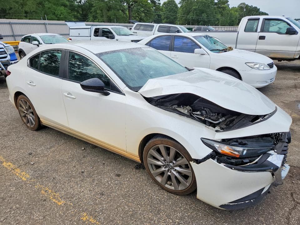 2020 MAZDA 3 SELECT 4
