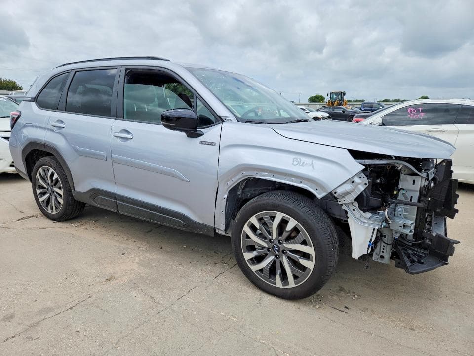 2025 SUBARU FORESTER TOURING 4