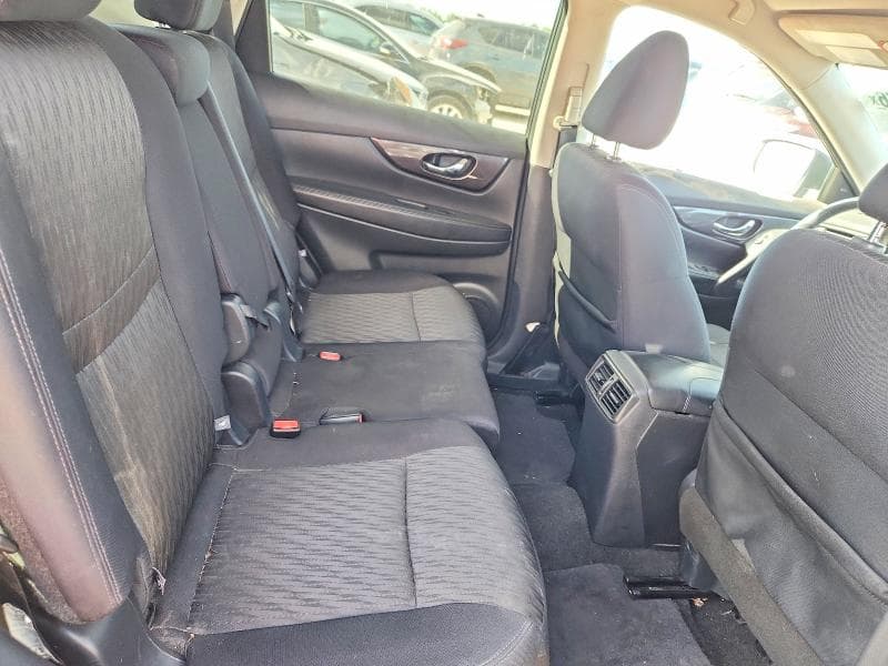 2019 NISSAN ROGUE S 11