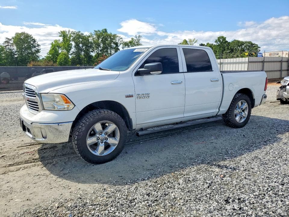 2014 RAM 1500 SLT - 1