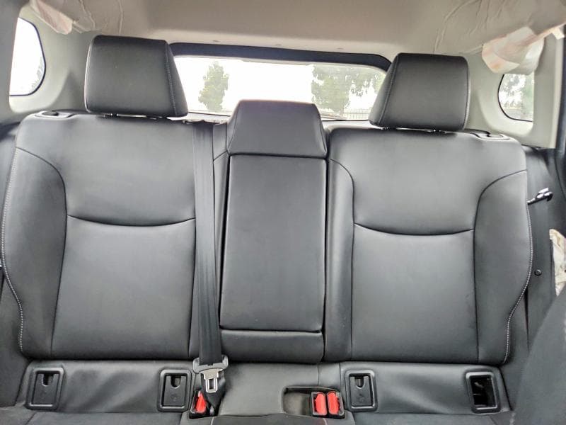 2023 TOYOTA COROLLA CROSS XLE 10