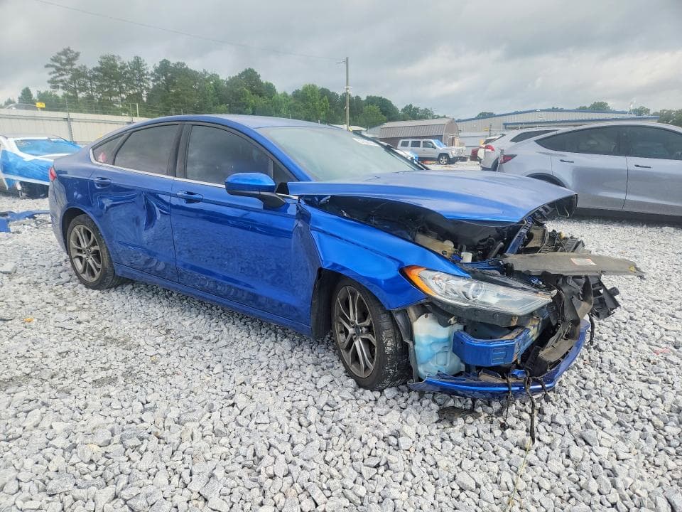 2017 FORD FUSION SE 4