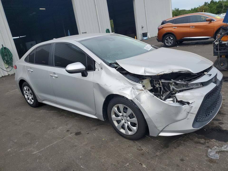 2021 TOYOTA COROLLA LE 4