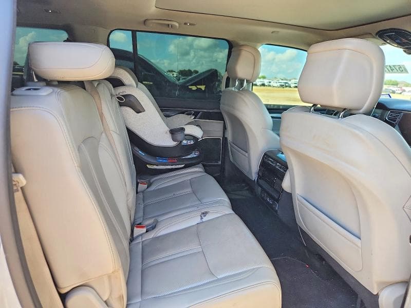 2023 JEEP WAGONEER L SERIES I 11