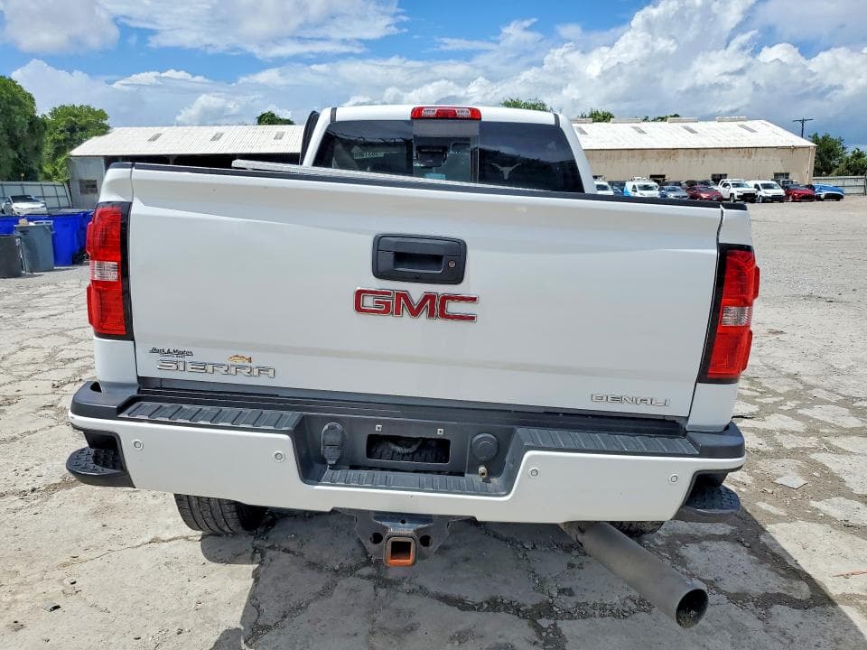2019 GMC SIERRA K2500 DENALI 6