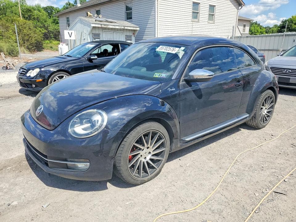 2013 VOLKSWAGEN BEETLE - 1