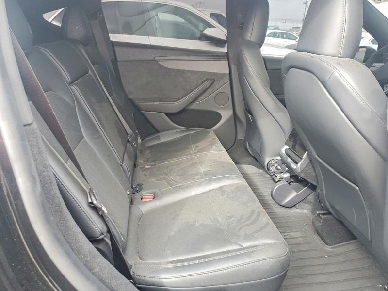 2026 TESLA MODEL Y 10