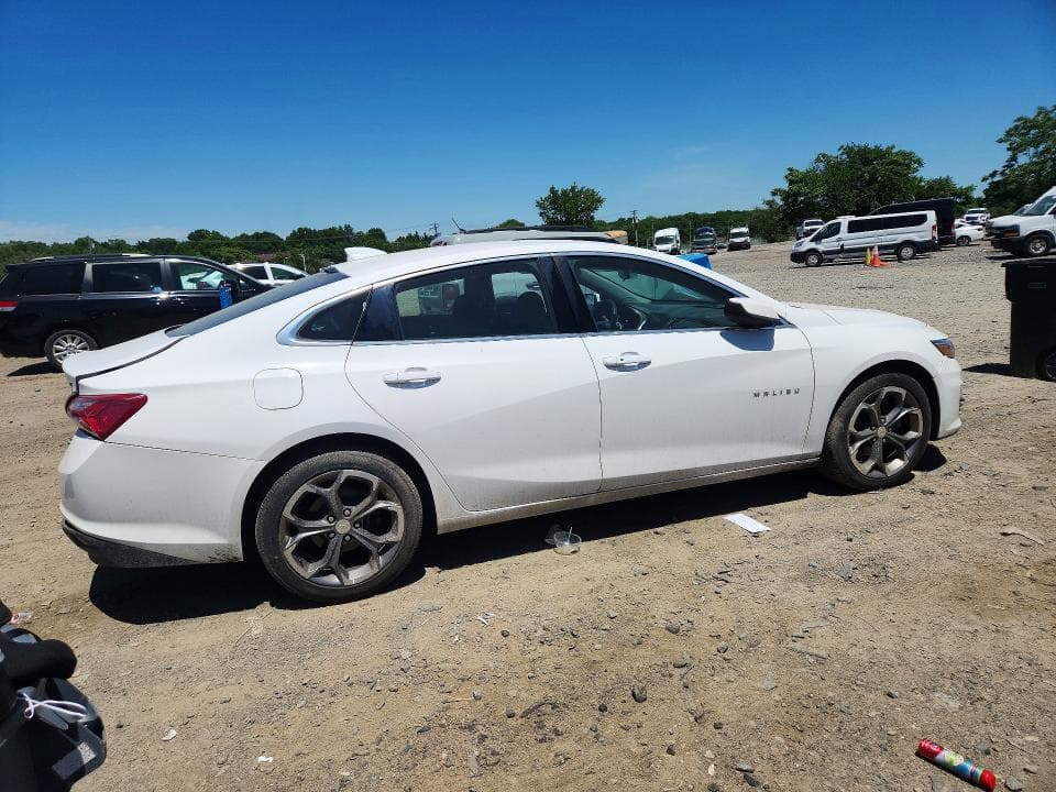 2020 CHEVROLET MALIBU LT 3