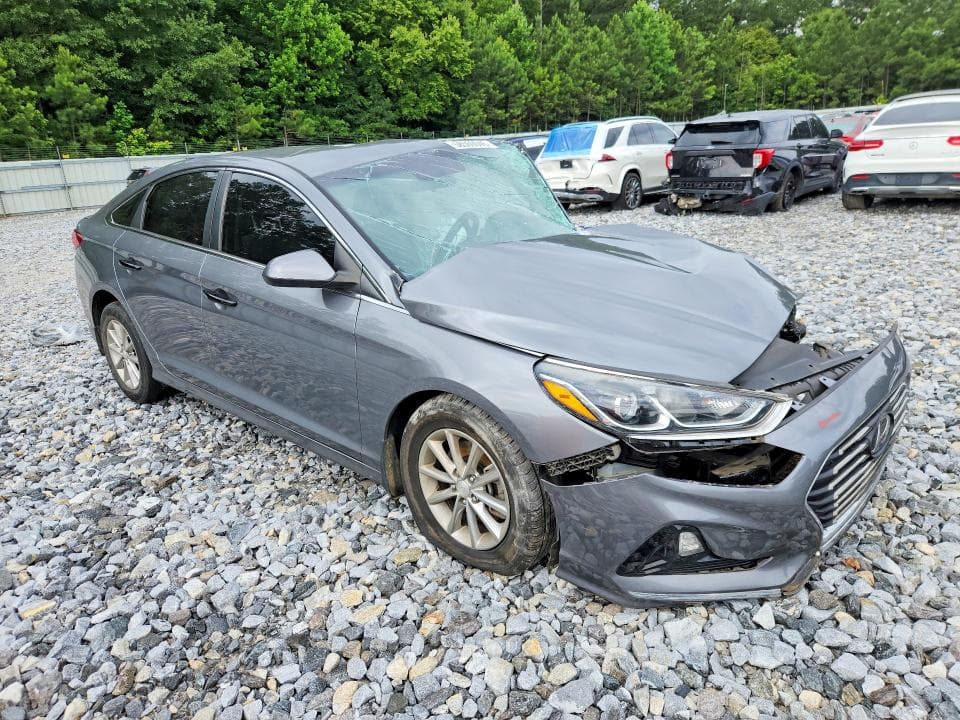2019 HYUNDAI SONATA SE 4