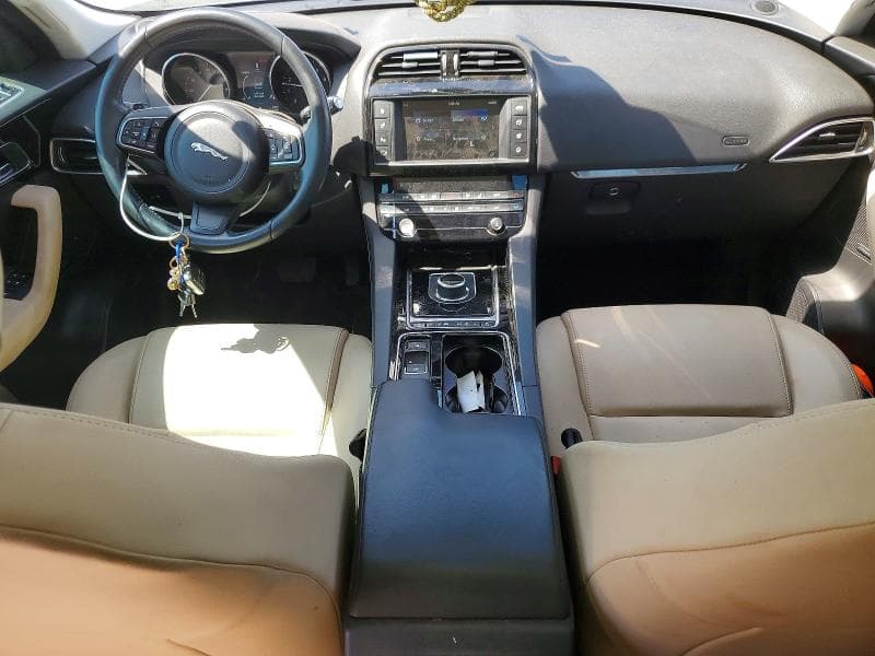 2018 JAGUAR F-PACE 8