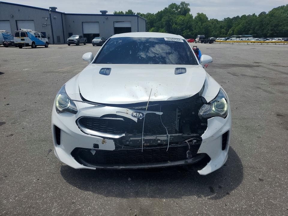 2019 KIA STINGER BASE 5