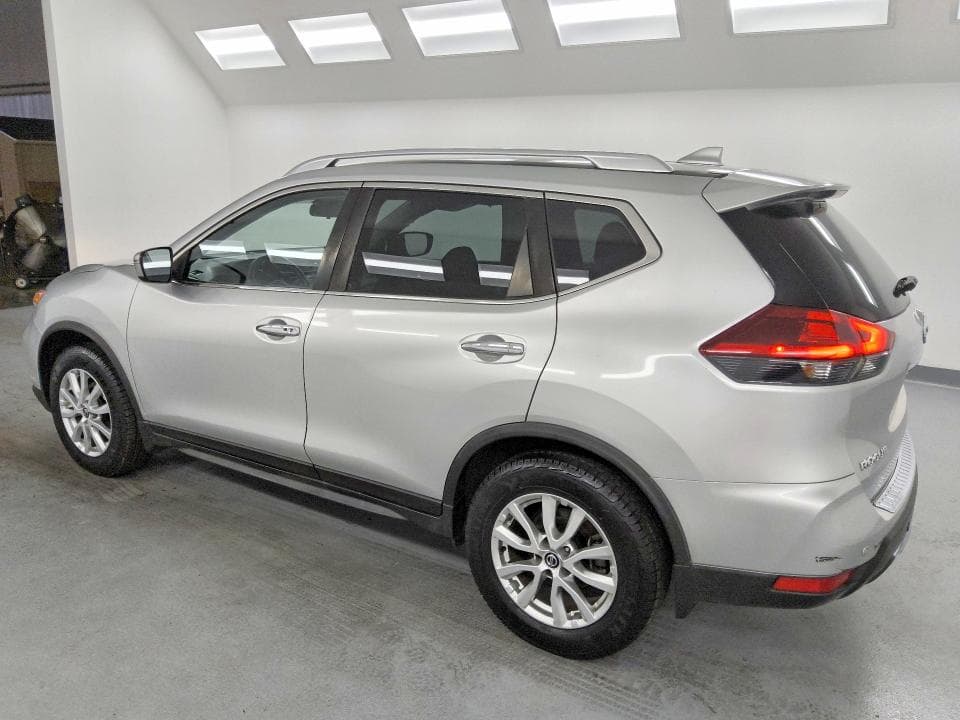 2020 NISSAN ROGUE SV 2