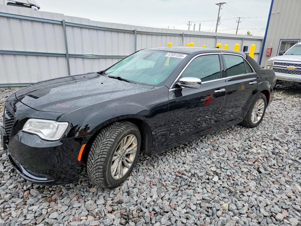2017 CHRYSLER 300C - 1