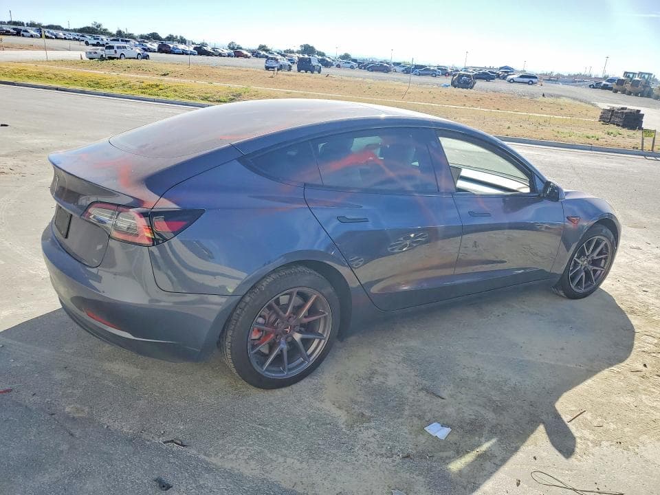 2023 TESLA MODEL 3 3