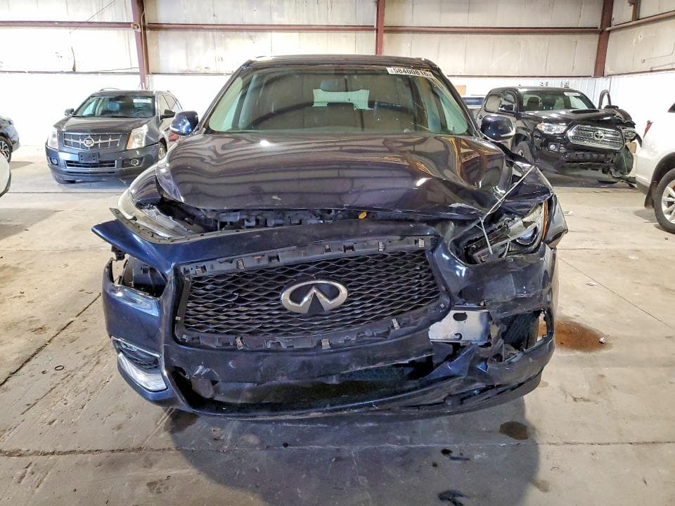 2017 INFINITI Q60 5