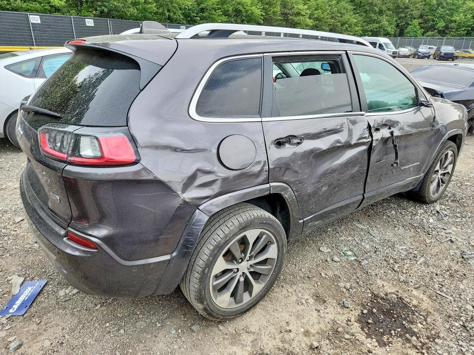 2019 JEEP CHEROKEE OVERLAND 3
