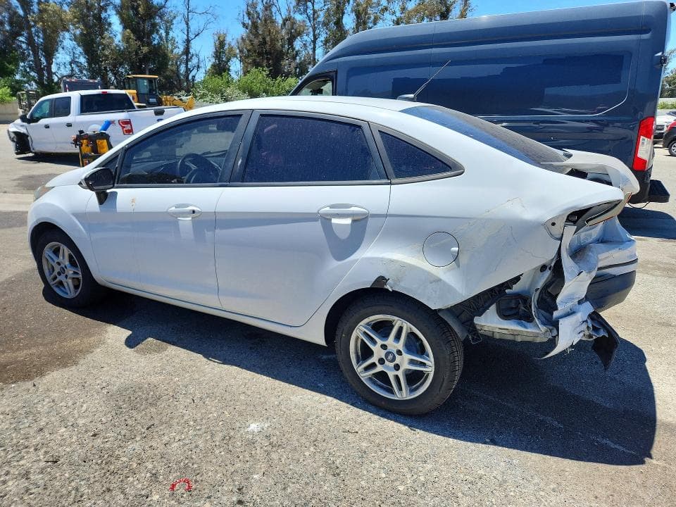 2018 FORD FIESTA SE 2