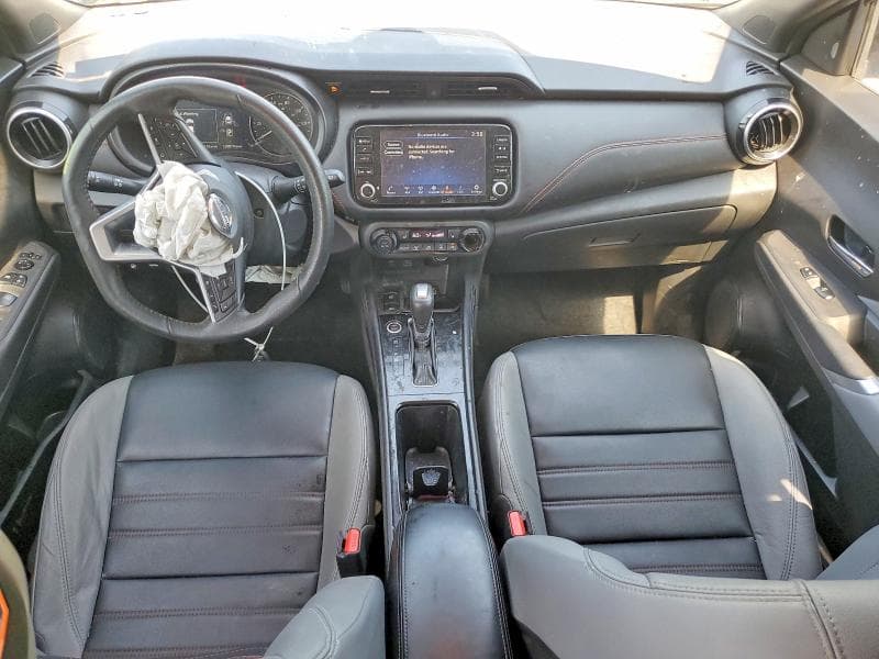 2021 NISSAN KICKS SR 8