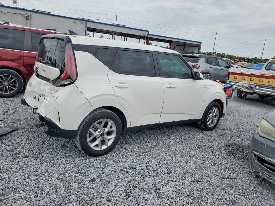 2025 KIA SOUL S 3