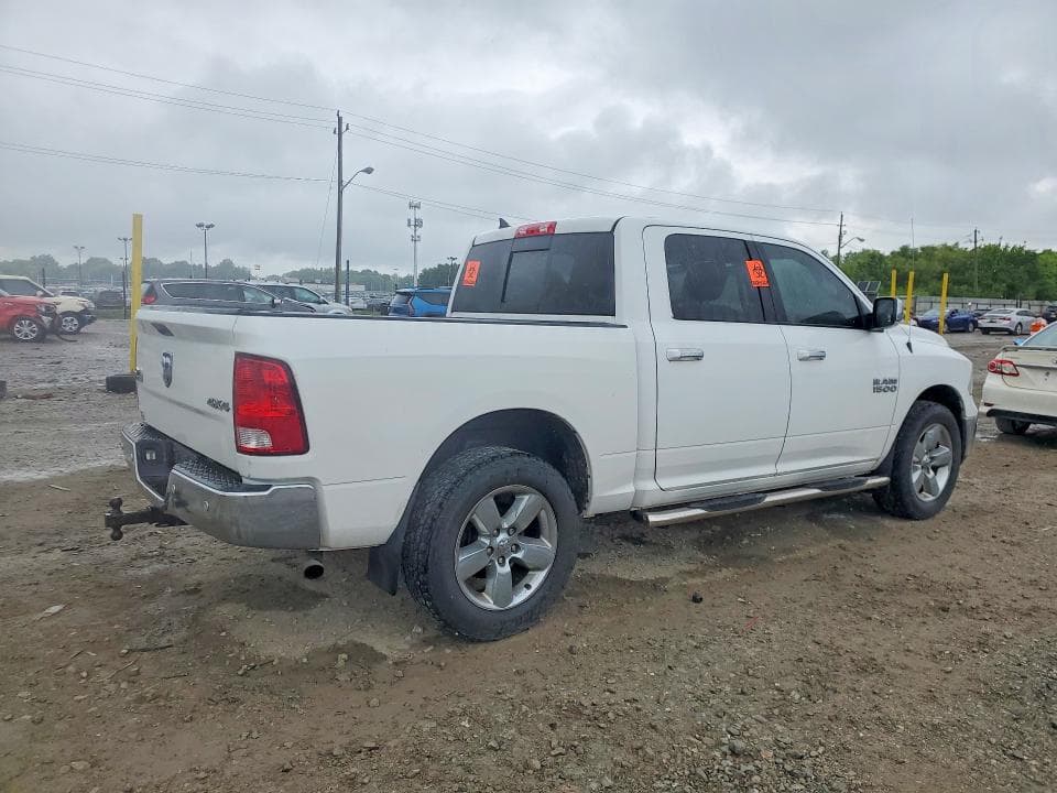 2017 RAM 1500 SLT 3
