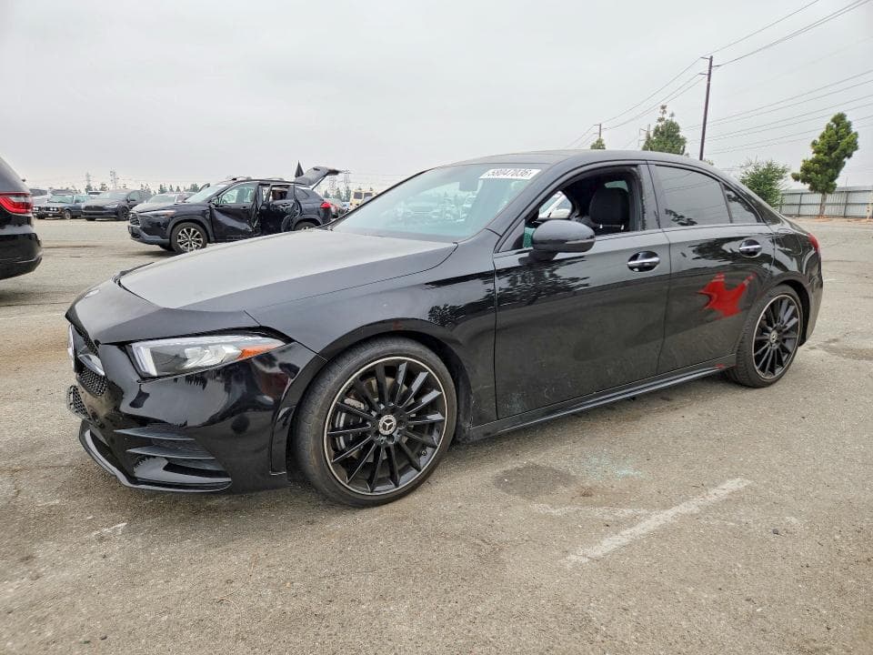 2019 MERCEDES-BENZ A 220 - 1