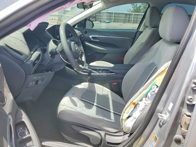 2022 HYUNDAI SONATA SE 7