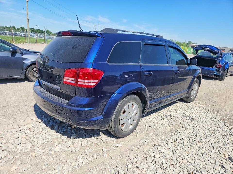 2019 DODGE JOURNEY SE 3