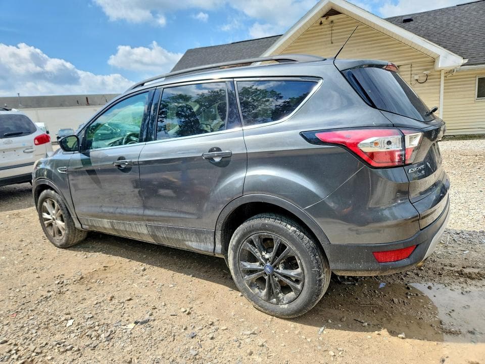 2018 FORD ESCAPE SE 2