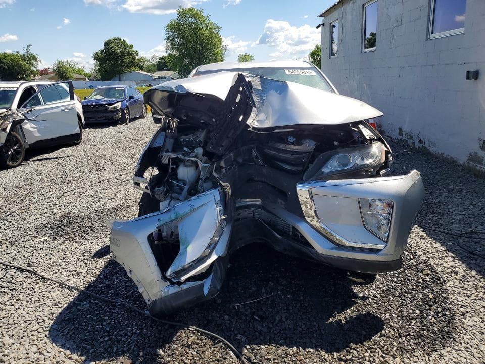 2019 MITSUBISHI ECLIPSE CROSS LE 5