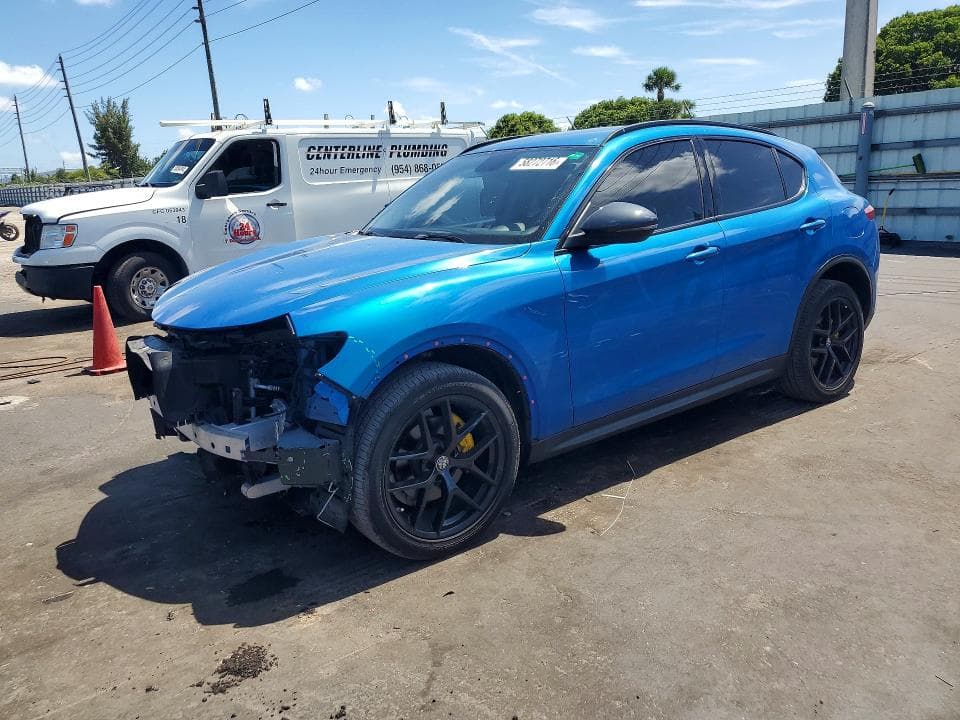 2019 ALFA ROMEO STELVIO - 1