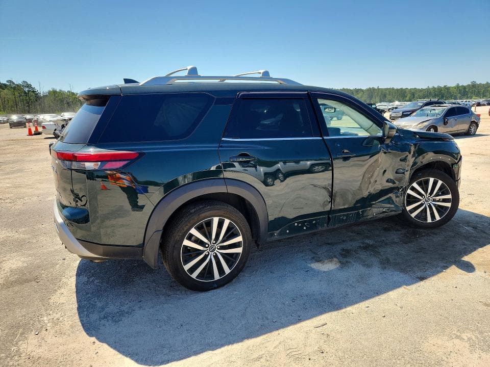 2023 NISSAN PATHFINDER PLATINUM 3