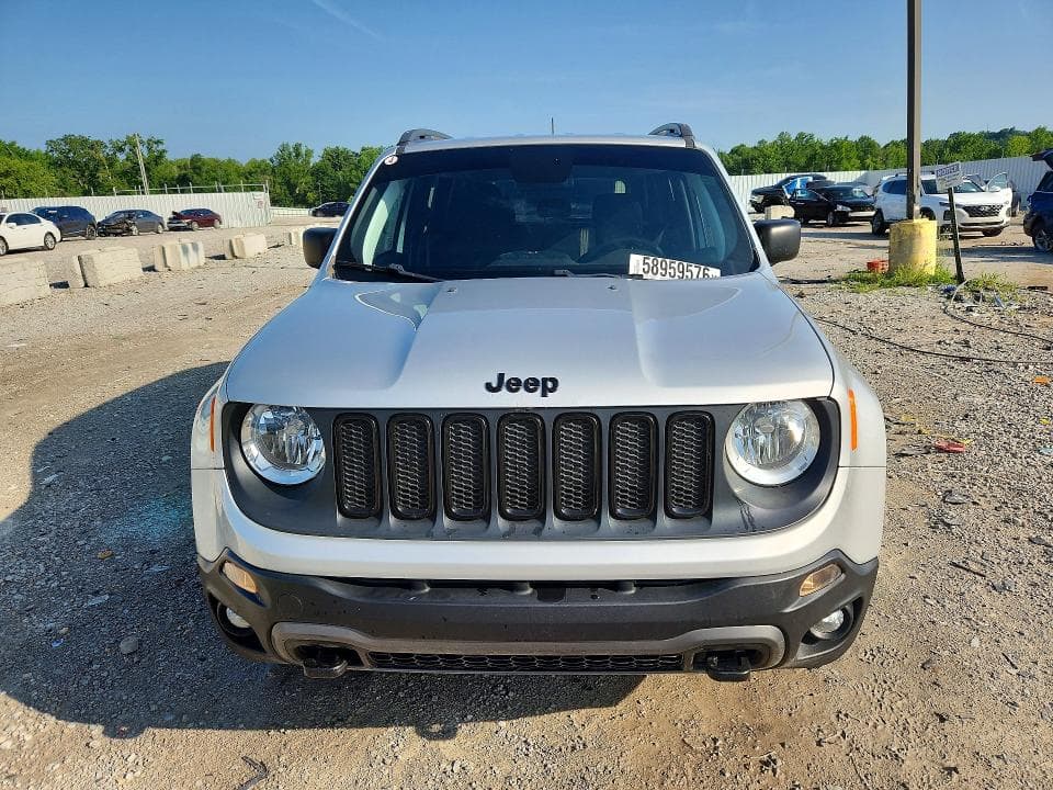 2018 JEEP RENEGADE SPORT 5