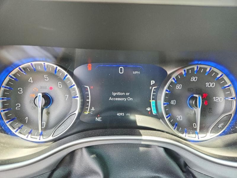 2024 CHRYSLER PACIFICA TOURING L 9