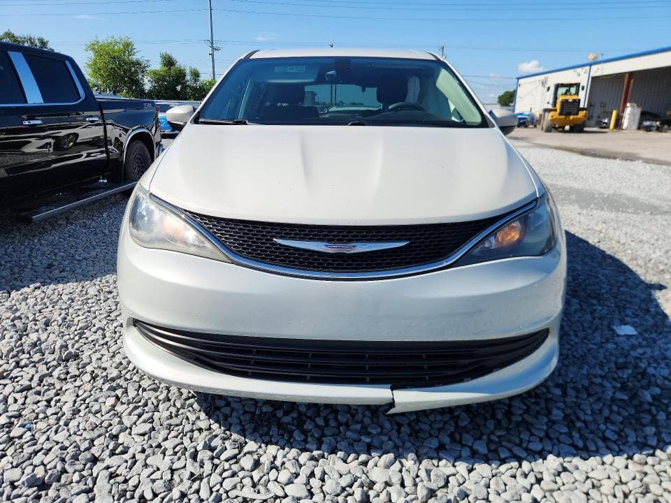 2017 CHRYSLER PACIFICA TOURING 5