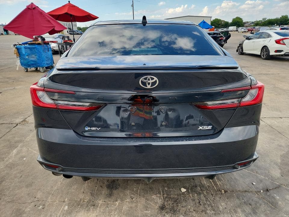 2025 TOYOTA CAMRY XSE 6
