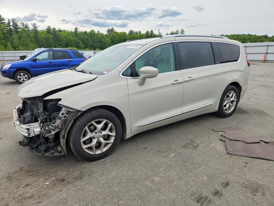 2017 CHRYSLER PACIFICA TOURING L PLUS - 1