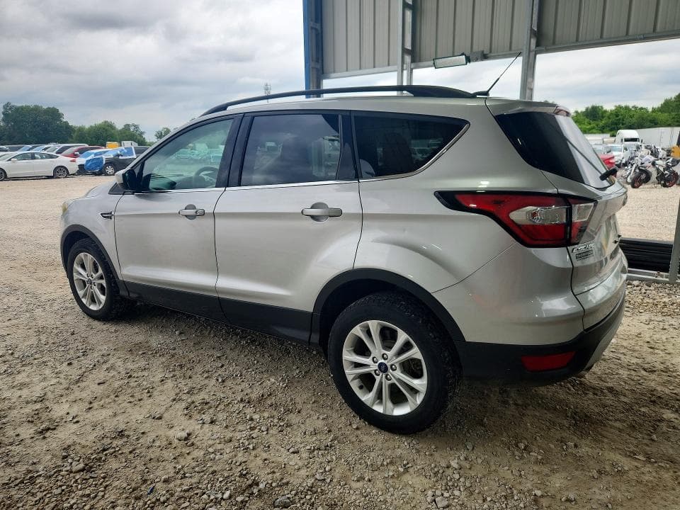 2018 FORD ESCAPE SE 2