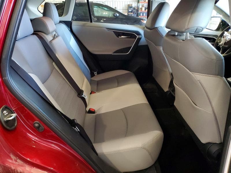 2020 TOYOTA RAV4 LIMITED 11