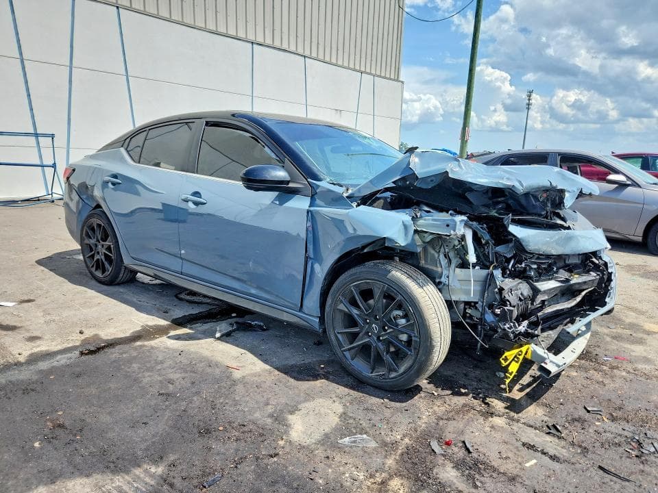 2025 NISSAN SENTRA SR 4