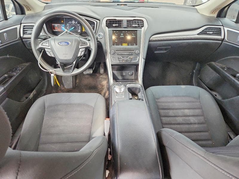 2017 FORD FUSION SE 8