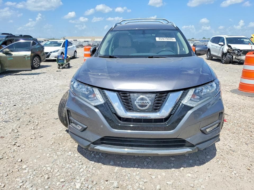 2017 NISSAN ROGUE SV 5
