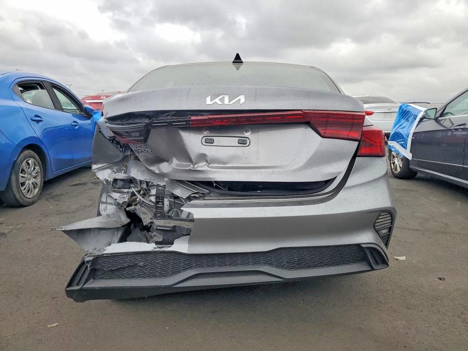 2023 KIA FORTE LXS 6