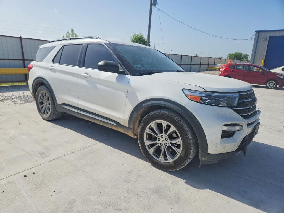 2020 FORD EXPLORER XLT 4