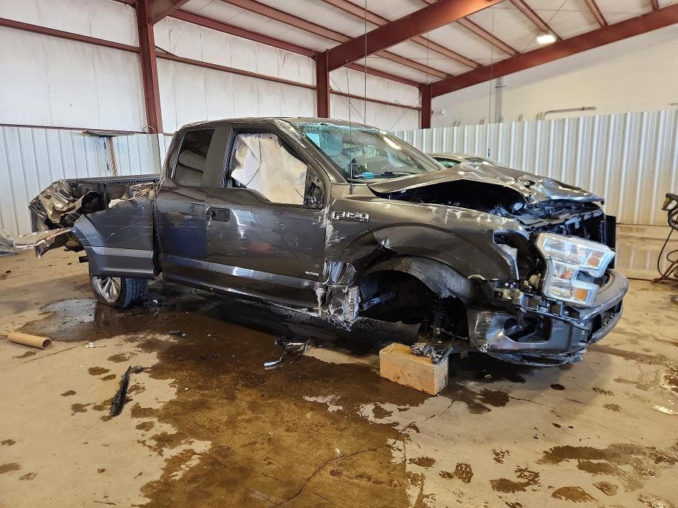 2017 FORD F150 SUPER CAB 4